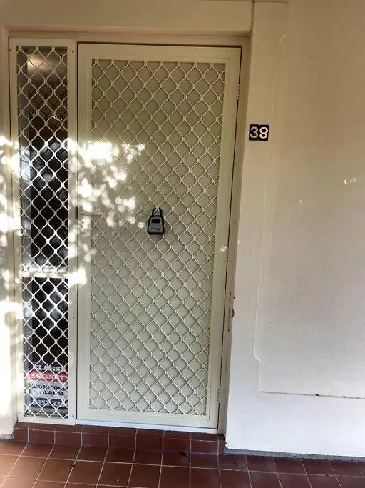 Nyaraló Tasha'S Apartments In Angle Park - N38 Woodville